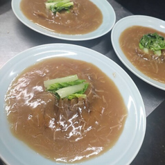 フカヒレの姿　干貝、白湯煮込み