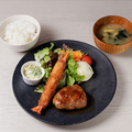 料理メニュー写真&nbsp;【自家製】ハンバーグ＆エビフライ定食