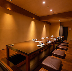 (3階)30名様以上でのご利用に限り、3階を貸切にすることが可能です◎使用料は発生しませんので、企業のパーティーや特別なイベントに最適です。使用をご検討の際はお電話でのお問い合わせをお待ちしております。