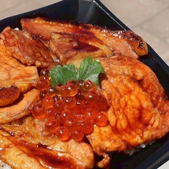 ぶた丼の頭(いくら)