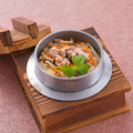 料理メニュー写真&nbsp;とり五目釜めし(単品)