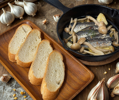 イワシのアヒージョ