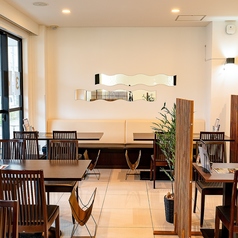 4名様がけのテーブルのお席です。