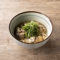 料理メニュー写真&nbsp;六時間コトコト煮込んだとろとろ豚足