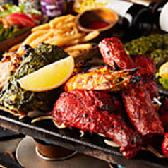 トータルテイストグリル <タンドール肉料理の盛り合わせ>
