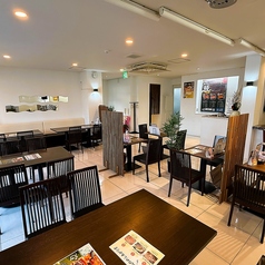 2名様がけのテーブルのお席です。