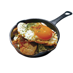 鉄板チャーシューエッグ