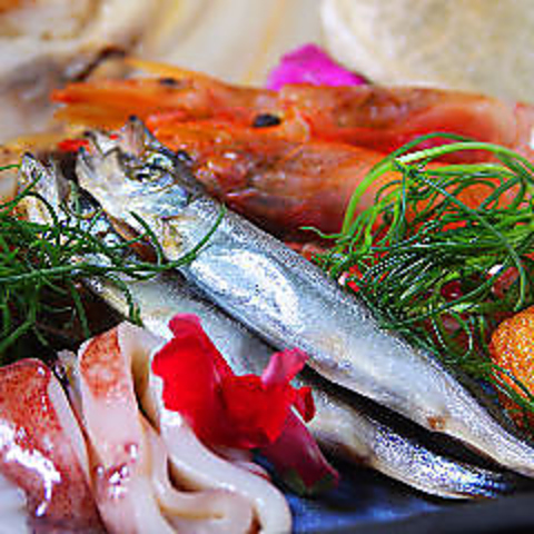 旬の海産物・野菜などを贅沢に堪能できる「岡山駅前　七輪BBQ 浜焼酒場」