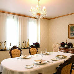 ※個室利用は別途サービス料10％いただきます。