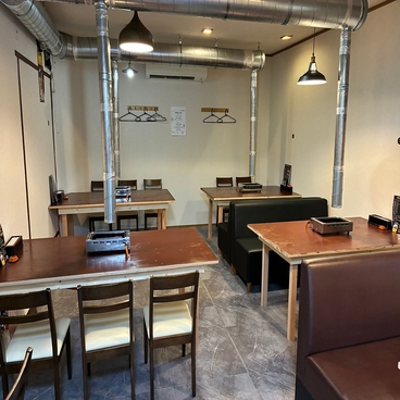 焼肉や 下堀店の雰囲気1