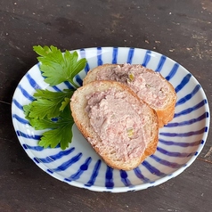 館山アーベントエッセンのレバーペーストとバゲット