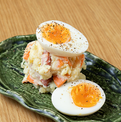 ポテトサラダ 味玉のせ