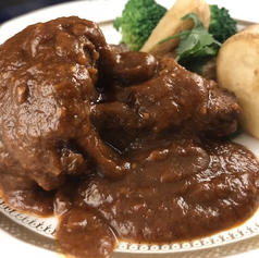 豚バラ肉のモレ・アマリージョ煮