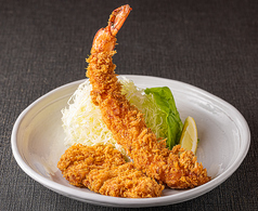 特大海老フライとロースカツ定食
