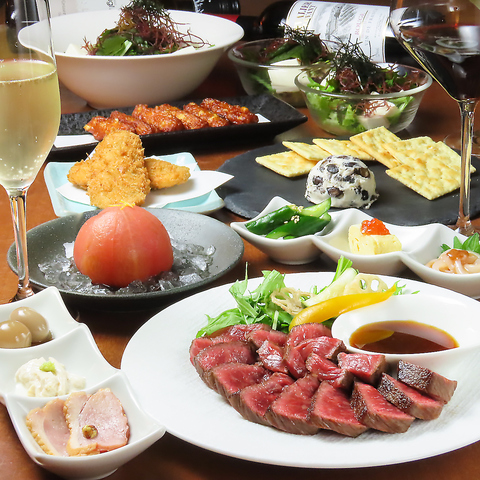 BARならではの飲み放題と充実のコース。　雰囲気の良い個室等ございます。