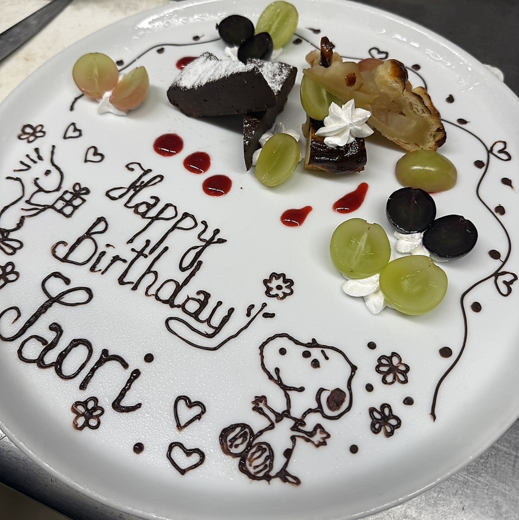 お誕生日や記念日にデザートプレートお作りします！お気軽にお問い合わせください。