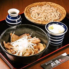 十勝豚丼 + 手打ち蕎麦