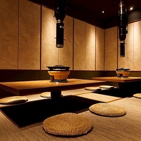 【多様なシーンに対応】ゆったり寛げる掘りごたつ席