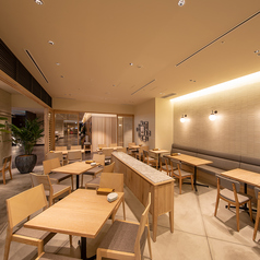 テーブル＆ソファー席