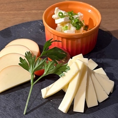 おつまみチーズ/きびなごオイルコンフィ