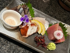 旬のお魚造り盛り合わせ