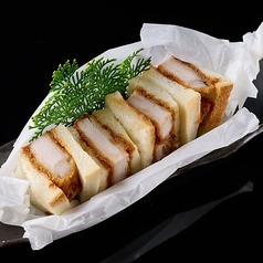 極上ロースカツサンド