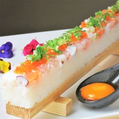 海鮮ロングユッケ寿司