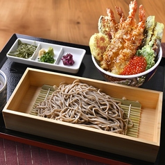 海老といくらの特上天丼 信州そばセット