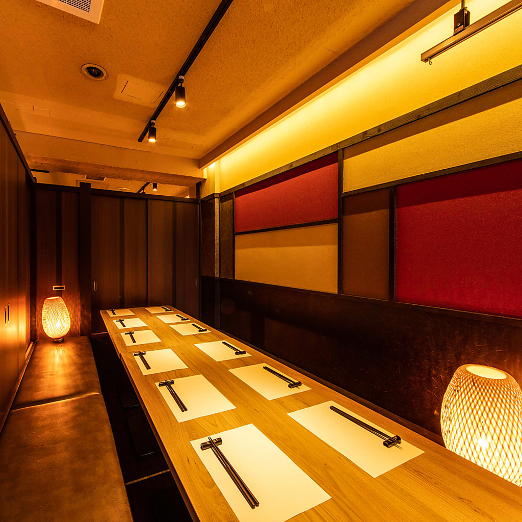 扉付き完全個室を多数完備！2名様～個室でご案内いたします。