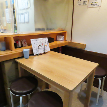 炭火焼き鳥せんどの雰囲気1