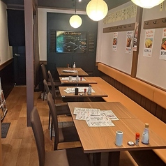 2名掛けのテーブル席になります