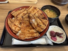 帯広豚丼・十勝居酒屋 鴨川の特集写真