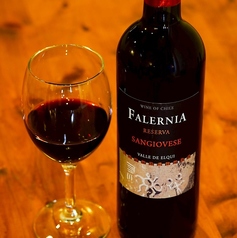 ハンバーガーに合うワインを取り揃えています！