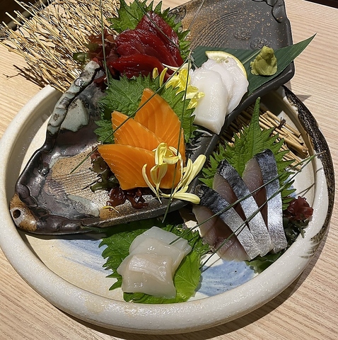 こだわりの旬食材と純米酒でおもてなし。ご宴会から接待までお勧めの隠れ家。