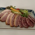 料理メニュー写真&nbsp;サラミと鴨のスモーク