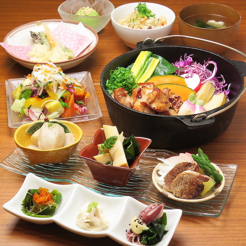 京都で修行した店主がこだわる食材、料理、お酒をお楽しみください。