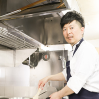 【郊外に構える本格洋食店】スタッフが温かくお迎え☆