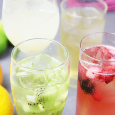 フレッシュフルーツカクテル　ストロベリー