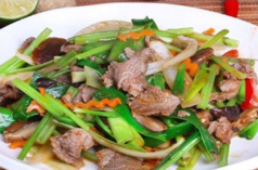 牛肉と野菜炒め