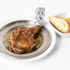 【自慢の味】骨付親どりの旨辛焼き