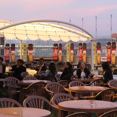 屋上ビアガーデン HOP LAND 姫路山陽百貨店の雰囲気1