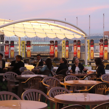 屋上ビアガーデン HOP LAND 姫路山陽百貨店の雰囲気1