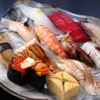 海鮮好きの方必見◎旬な魚をつかったお寿司をどうぞ。