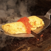 モダンな上質空間で絶品焼鳥・を藁焼きを堪能