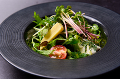 海鮮や旬野菜など素材の味を活かした絶品鉄板料理の数々