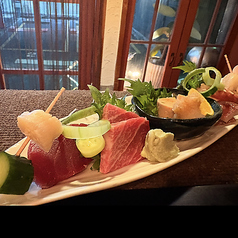 コスパ良。今日のお刺身盛り合わせ(約1人前)