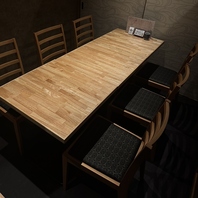 ゆったりと寛げるこだわりの空間で楽しいひとときを…