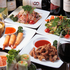 NEW DELHI ニューデリー 金沢駅前店の特集写真