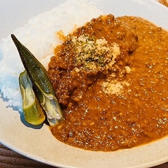 【ランチ】コトコト黒牛すじカレー