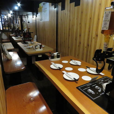 牡蠣とレモン 刈谷店の雰囲気1